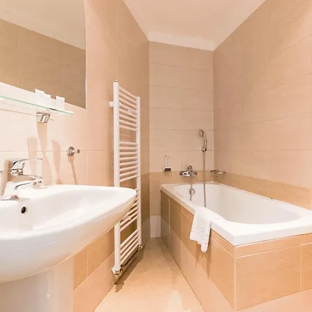 Gloria 4* Praga