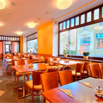 Hotel Gloria 4*