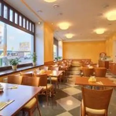 Gloria 4* Praha