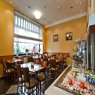 Gloria Hotel 4*